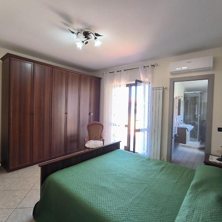 Aria Di Mare B&B Family Сан-Никола-Арчелла Экстерьер фото