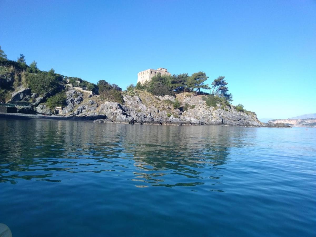 Aria Di Mare B&B Family Сан-Никола-Арчелла Экстерьер фото