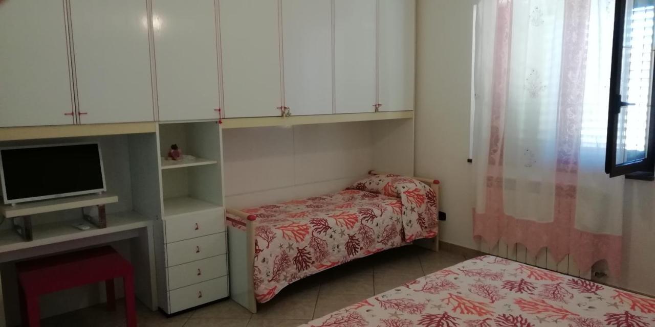 Aria Di Mare B&B Family Сан-Никола-Арчелла Экстерьер фото