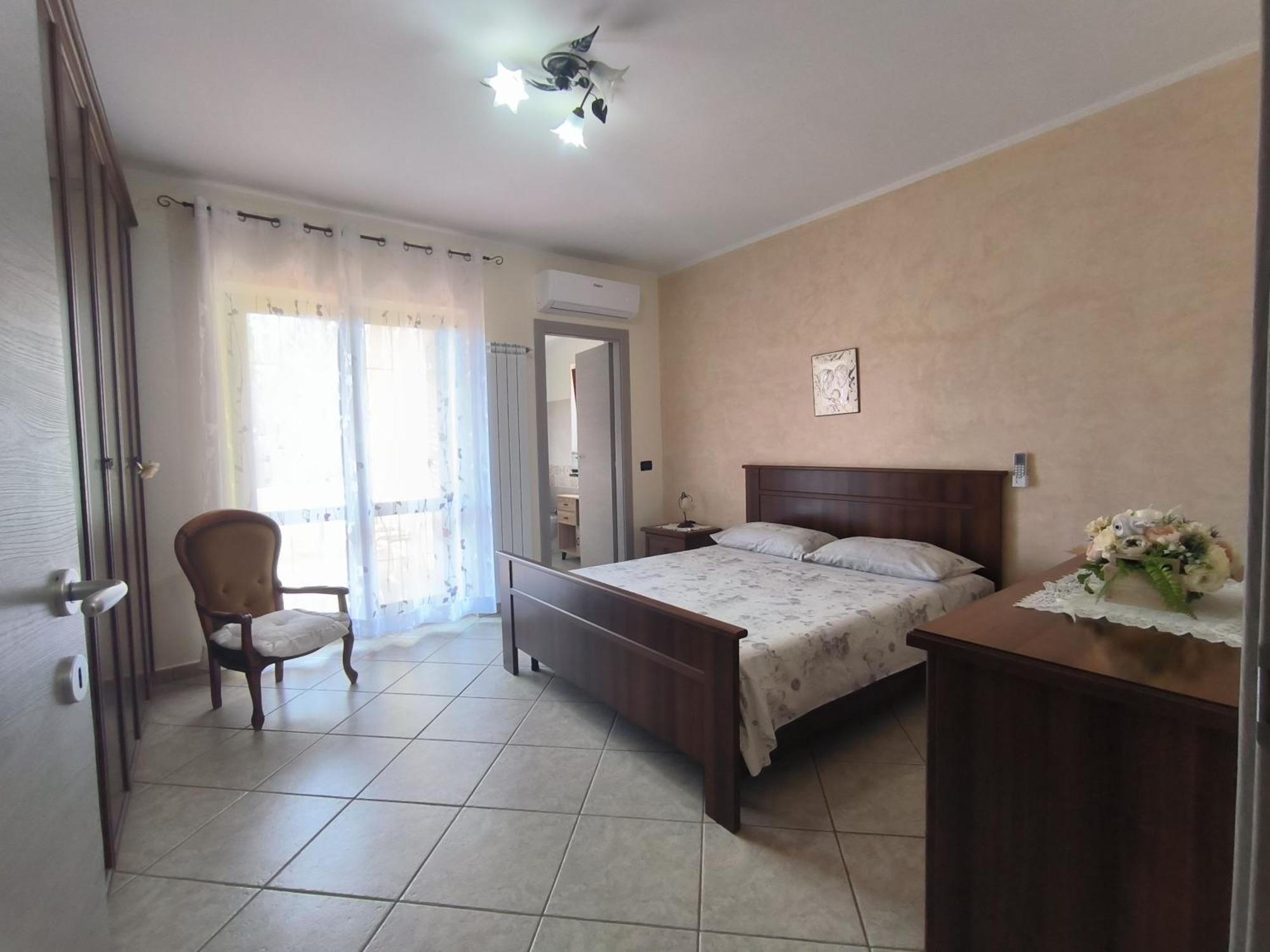 Aria Di Mare B&B Family Сан-Никола-Арчелла Экстерьер фото