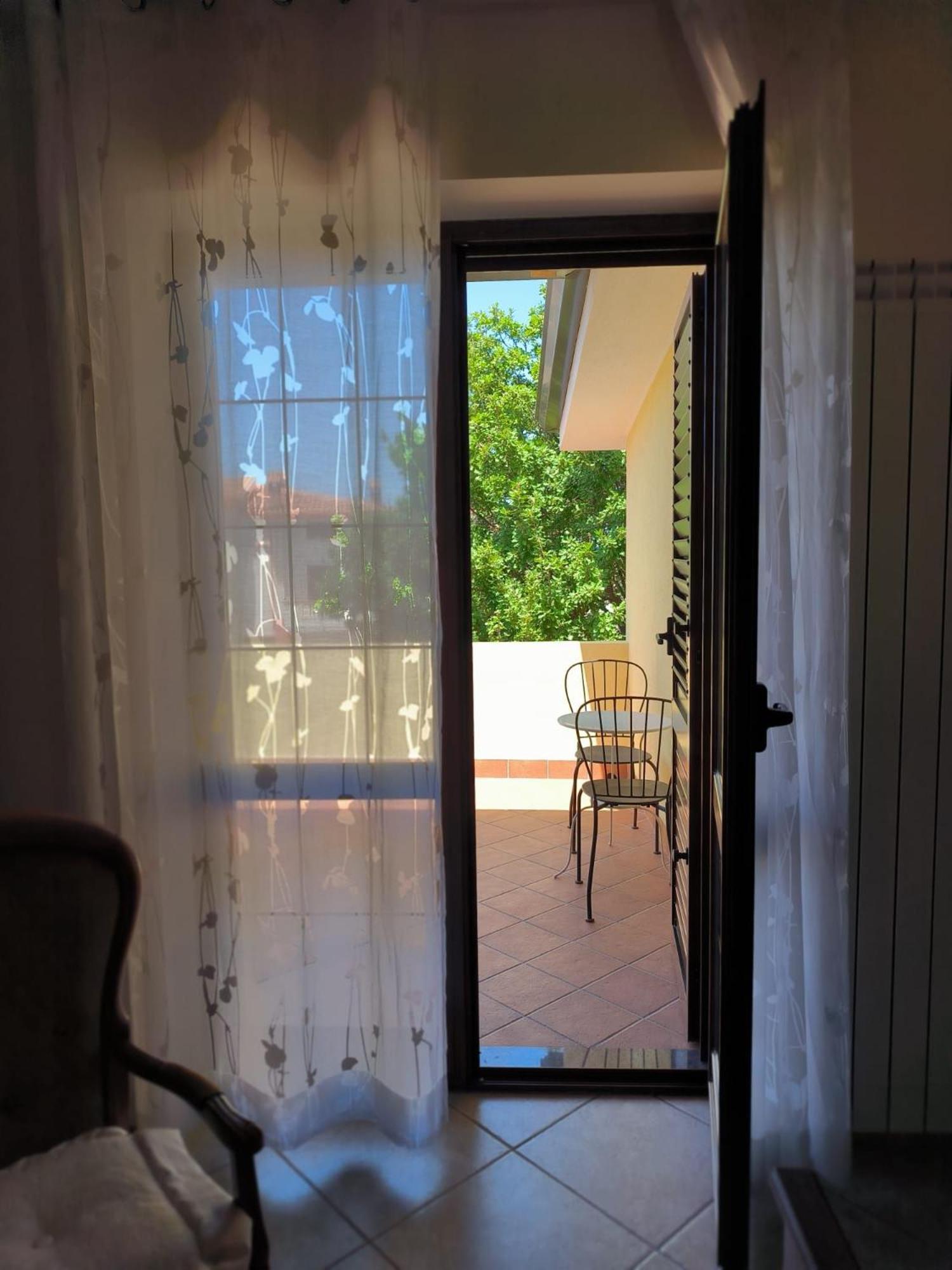 Aria Di Mare B&B Family Сан-Никола-Арчелла Экстерьер фото